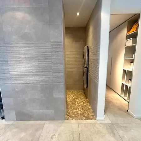 Please Read My Host Profile At Bottom Of Page Before Making A Request# Luxury In Rubling # * راوبلِنغ