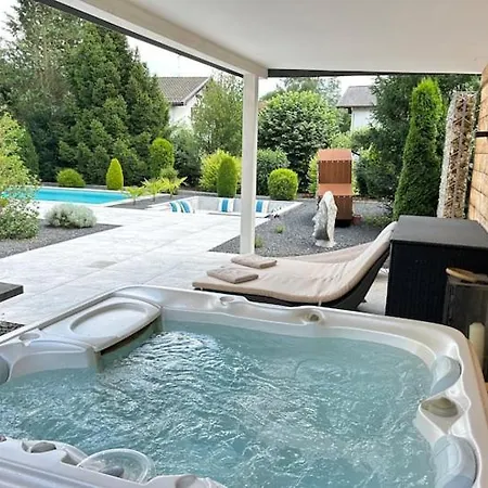 Please Read My Host Profile At Bottom Of Page Before Making A Request# Luxury In Rubling # شقة *