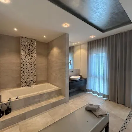 Please Read My Host Profile At Bottom Of Page Before Making A Request# Luxury In Rubling # راوبلِنغ
